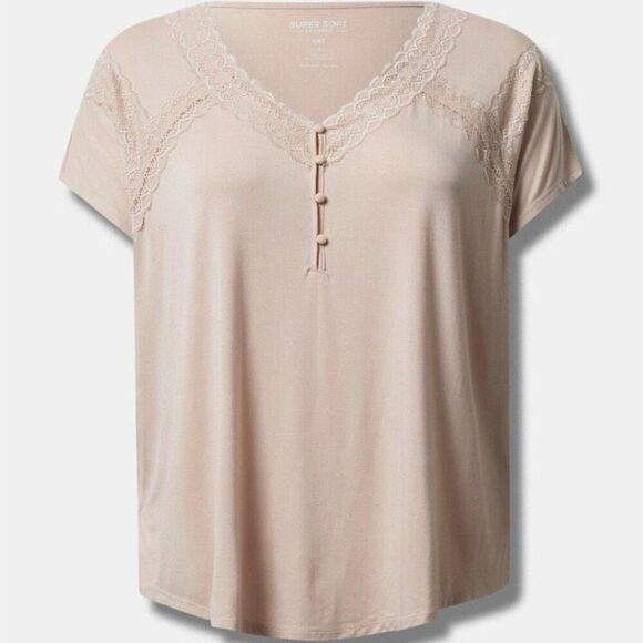 Torrid Supersoft Jersey Dolman Sleeve Henley Lace Trim Top NWT Size 1X/14-16 - Picture 1 of 8